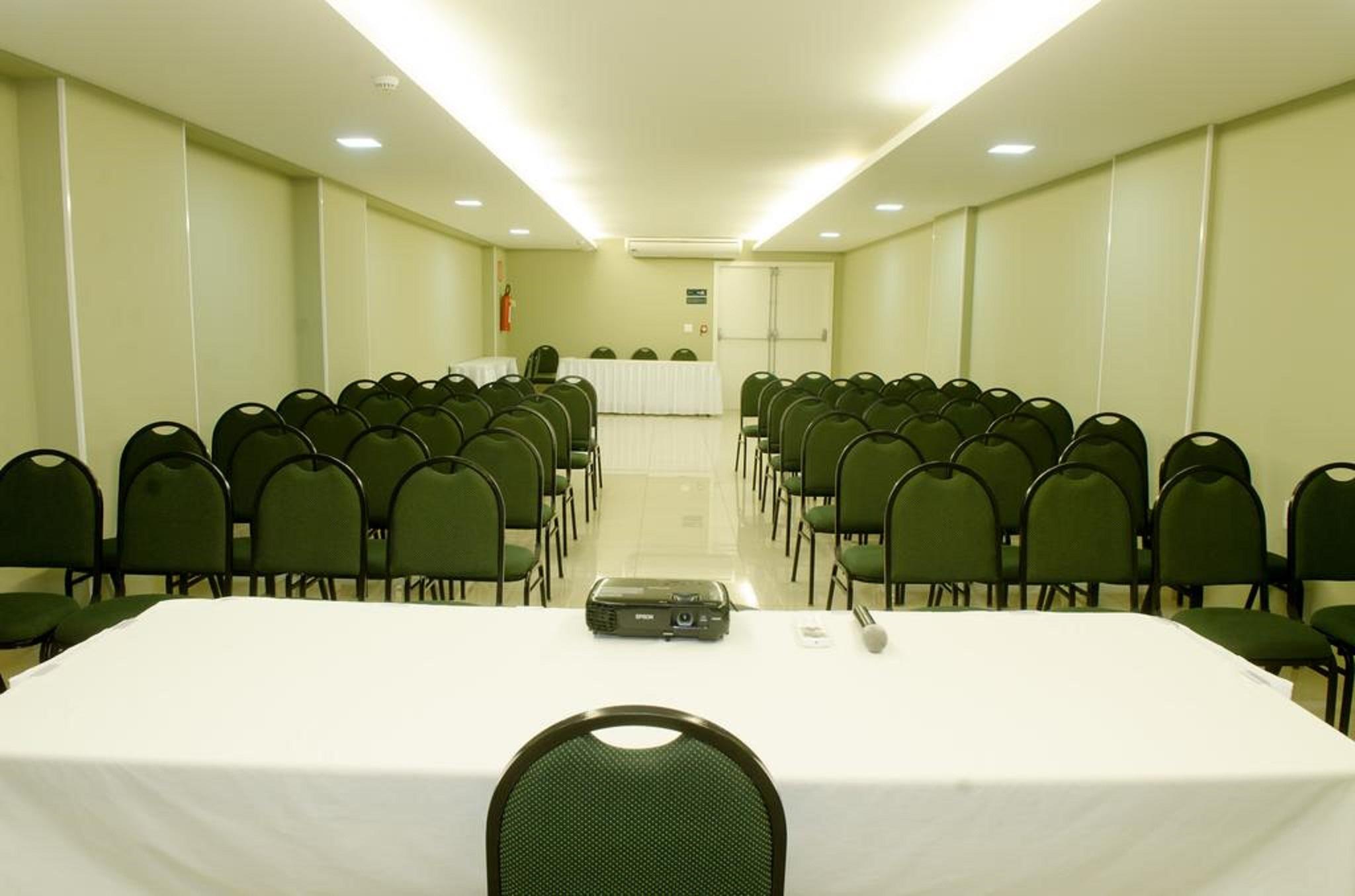 ímpar Suítes Expominas 4* Belo Horizonte
